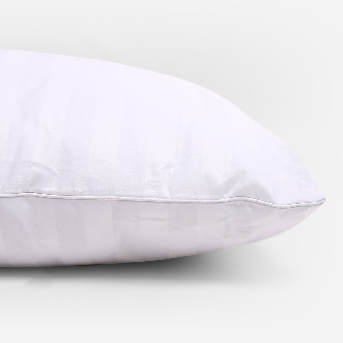 Kingston 1-piece Vacuum Pillow - King