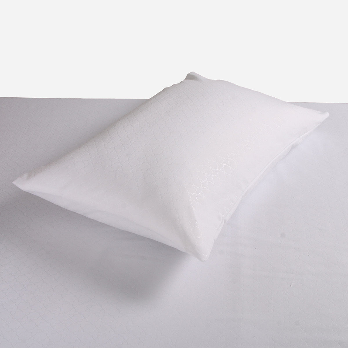 Hosh 1-Piece Pillowcase Emboss Clover (White) - 20x36