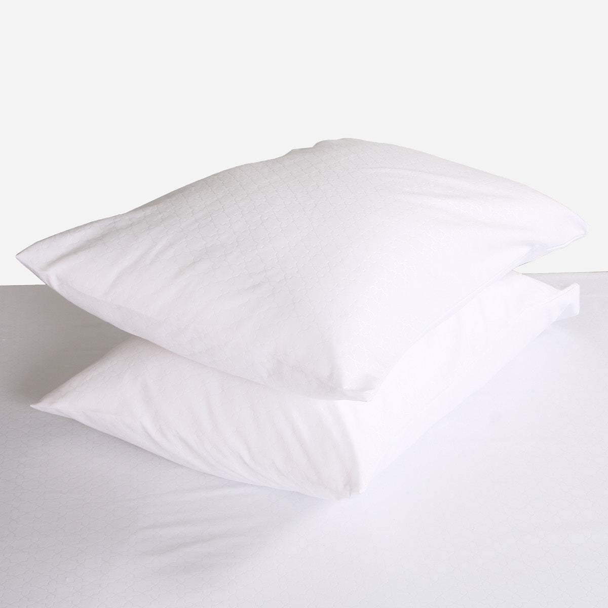 Hosh 2-Piece Pillowcase Emboss Clover (White) - 20x30
