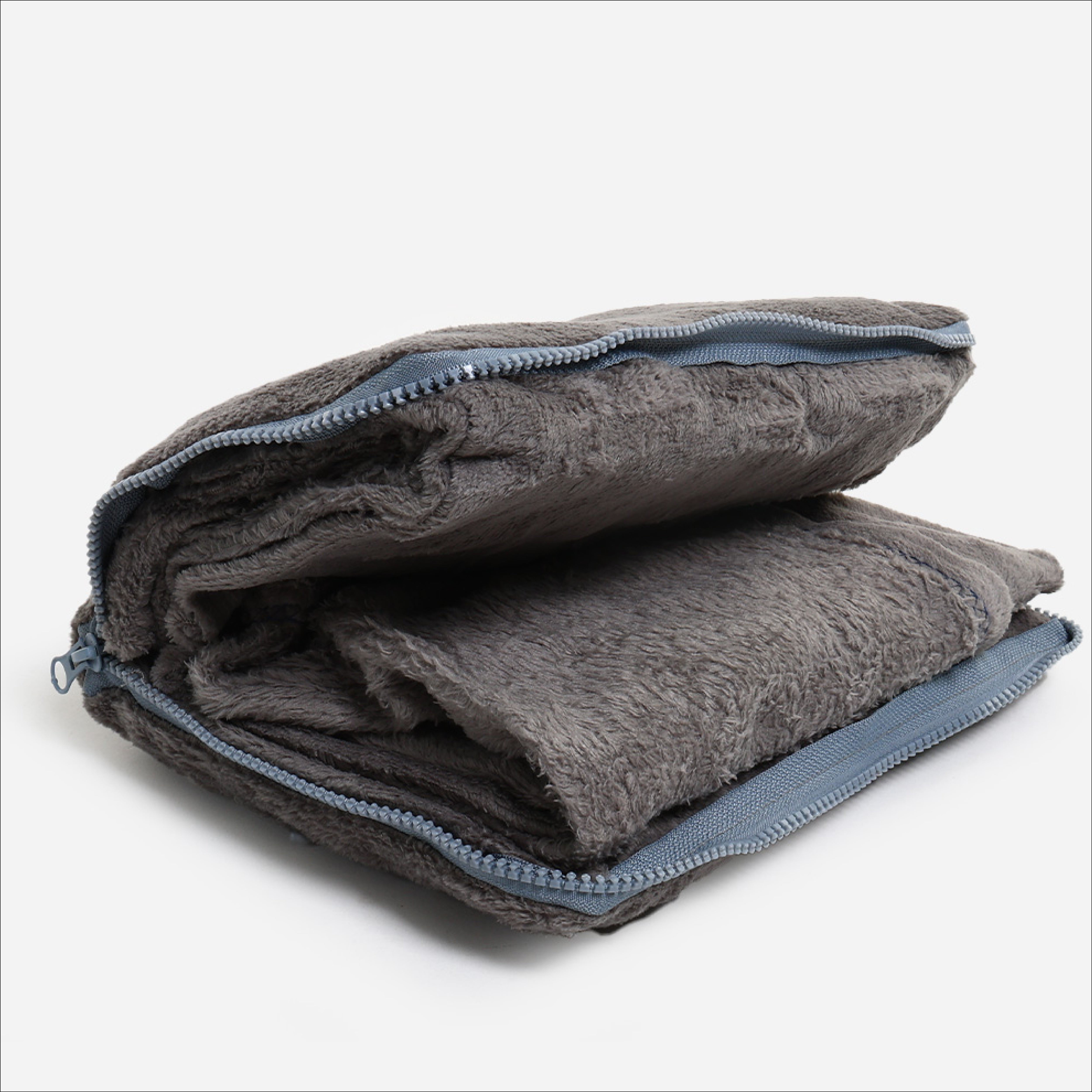 HWP-10431957:10431957_-_HOSH_50X60_TRAVEL_PILLOW_BLANKet_gray.jpg