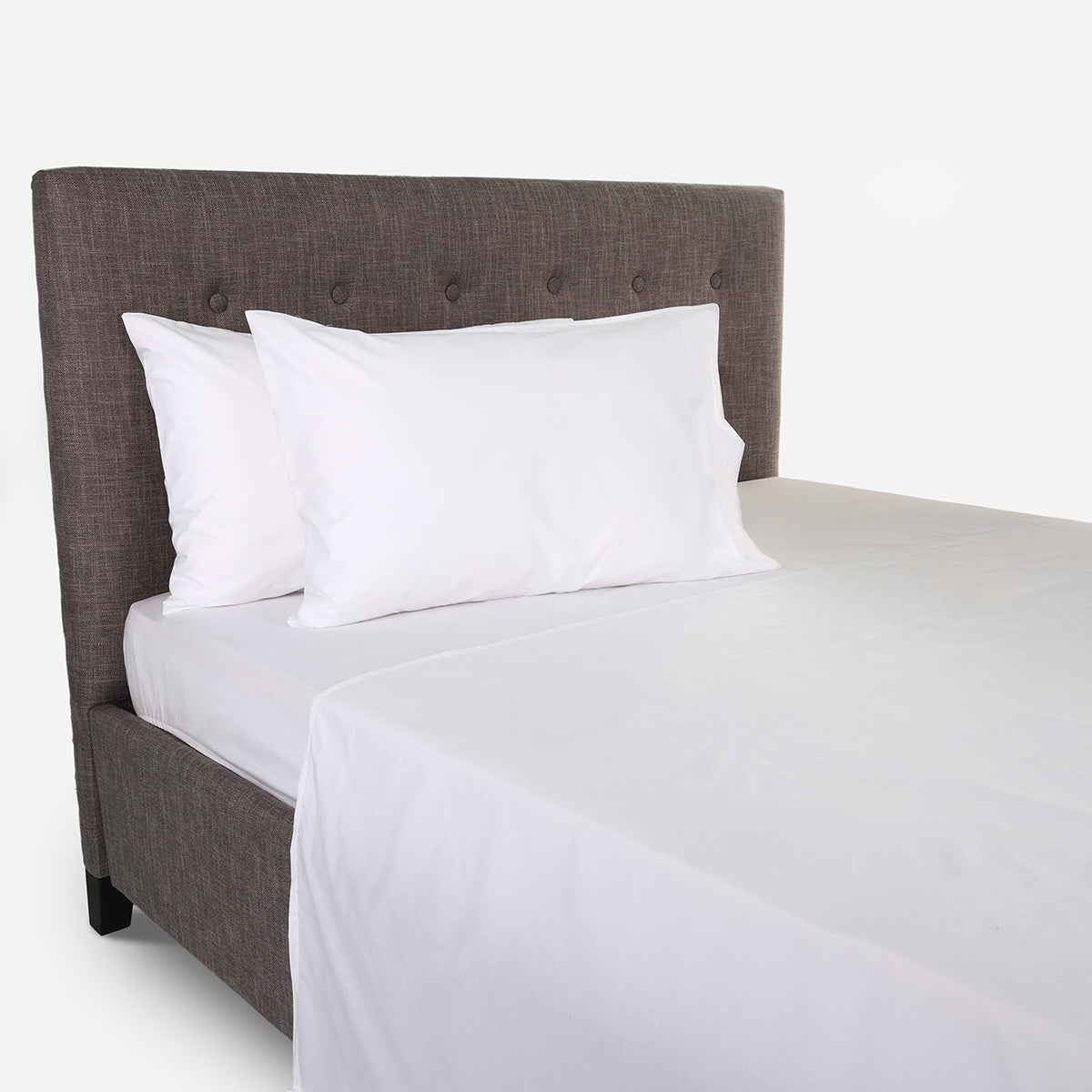 Family Home 4-Piece Hotel Living Bedsheet Set (White) - Queen