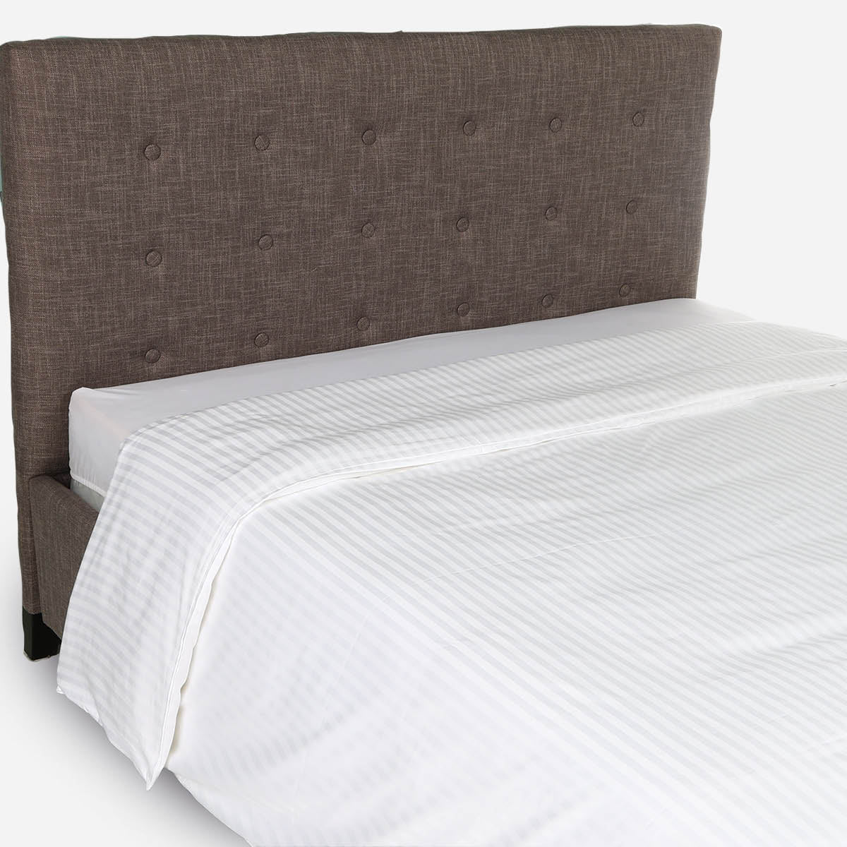 HWP-39241249:39241249_-_CANADIAN_DUVET_T300_HOTEL_1CM_WHITE_KING.jpg