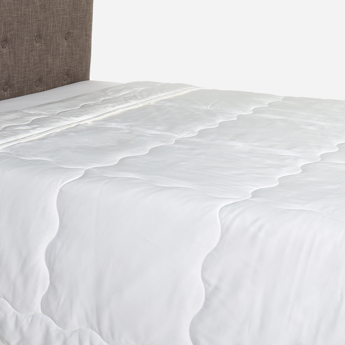 Family Home Naturel Comforter (White) - Twin