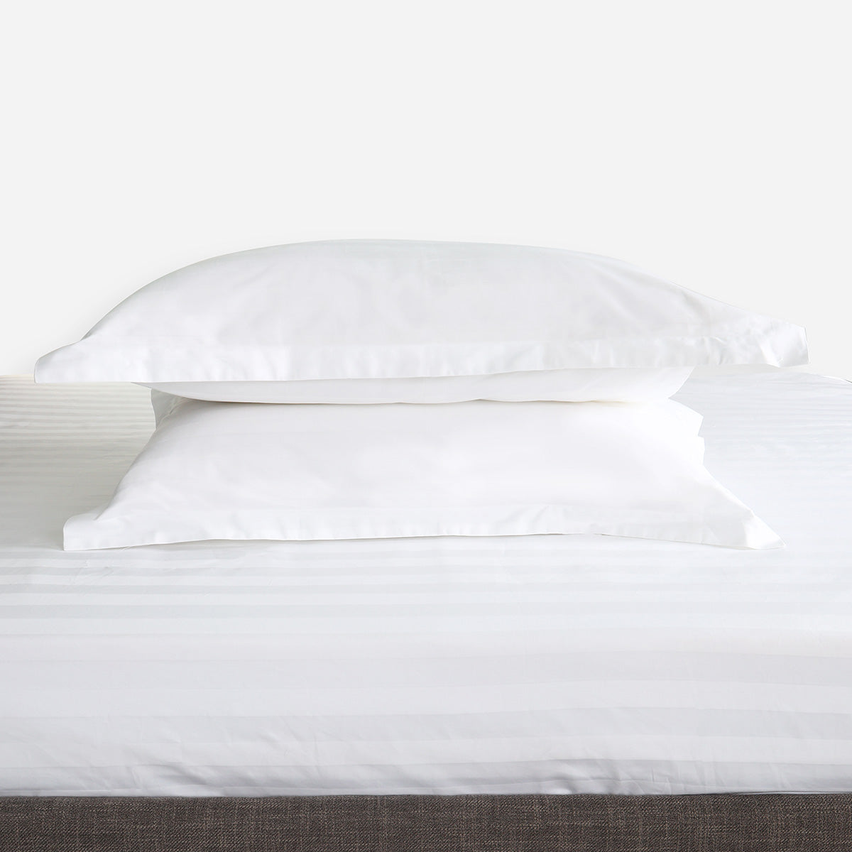 Ultima Linen 3-PieceSuite Collection Jacquard Bedsheet Set (White) - King