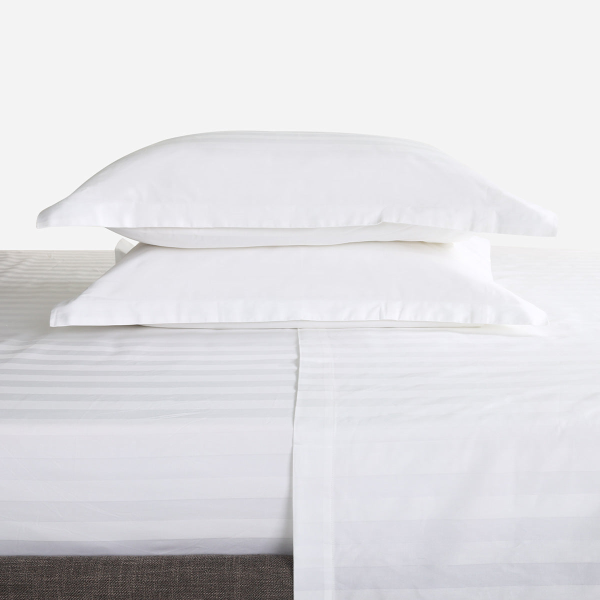 Ultima Linen 4-Piece Suite Collection Jacquard Bedsheet Set (White) - Twin