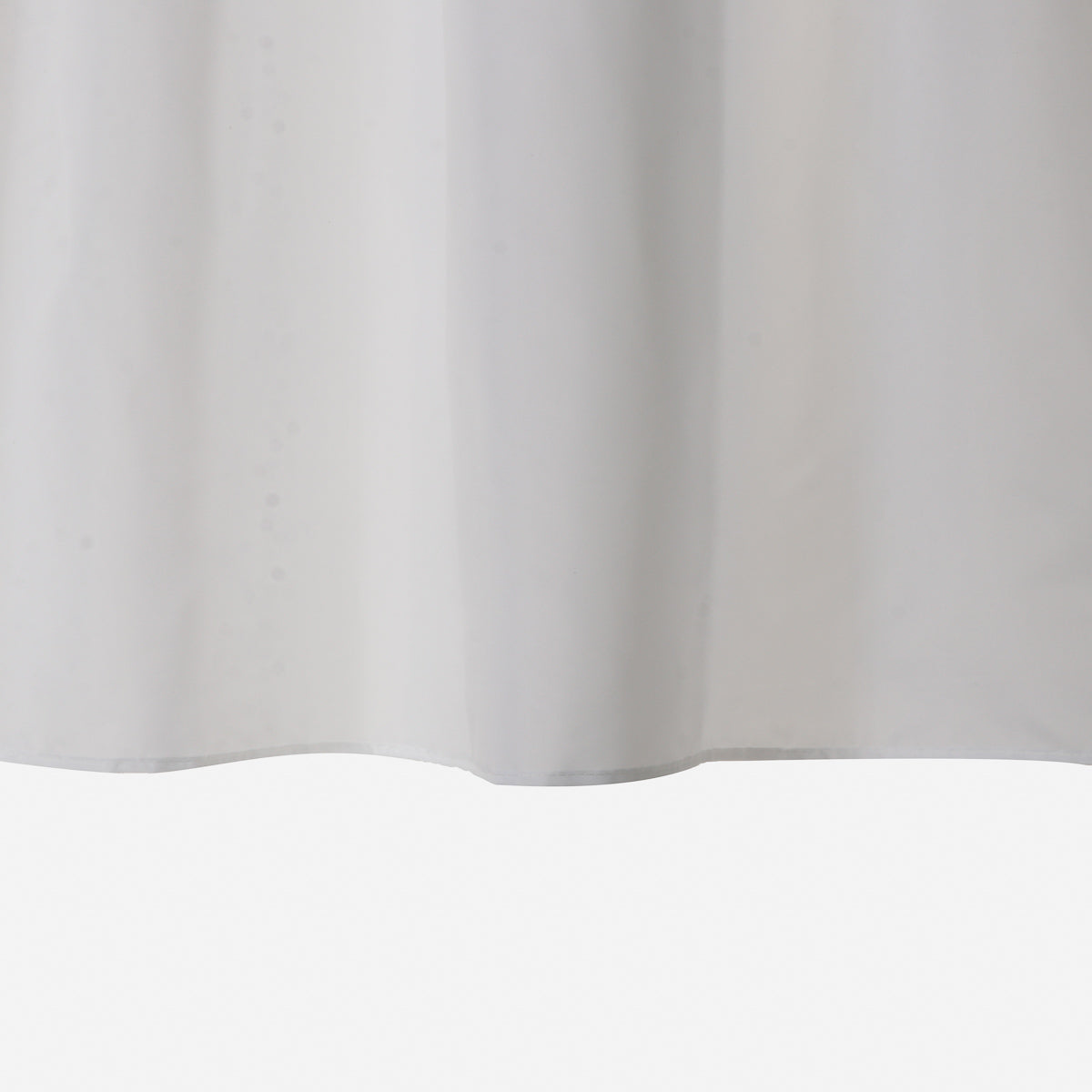 Hosh Fabric Shower Curtain Ð White