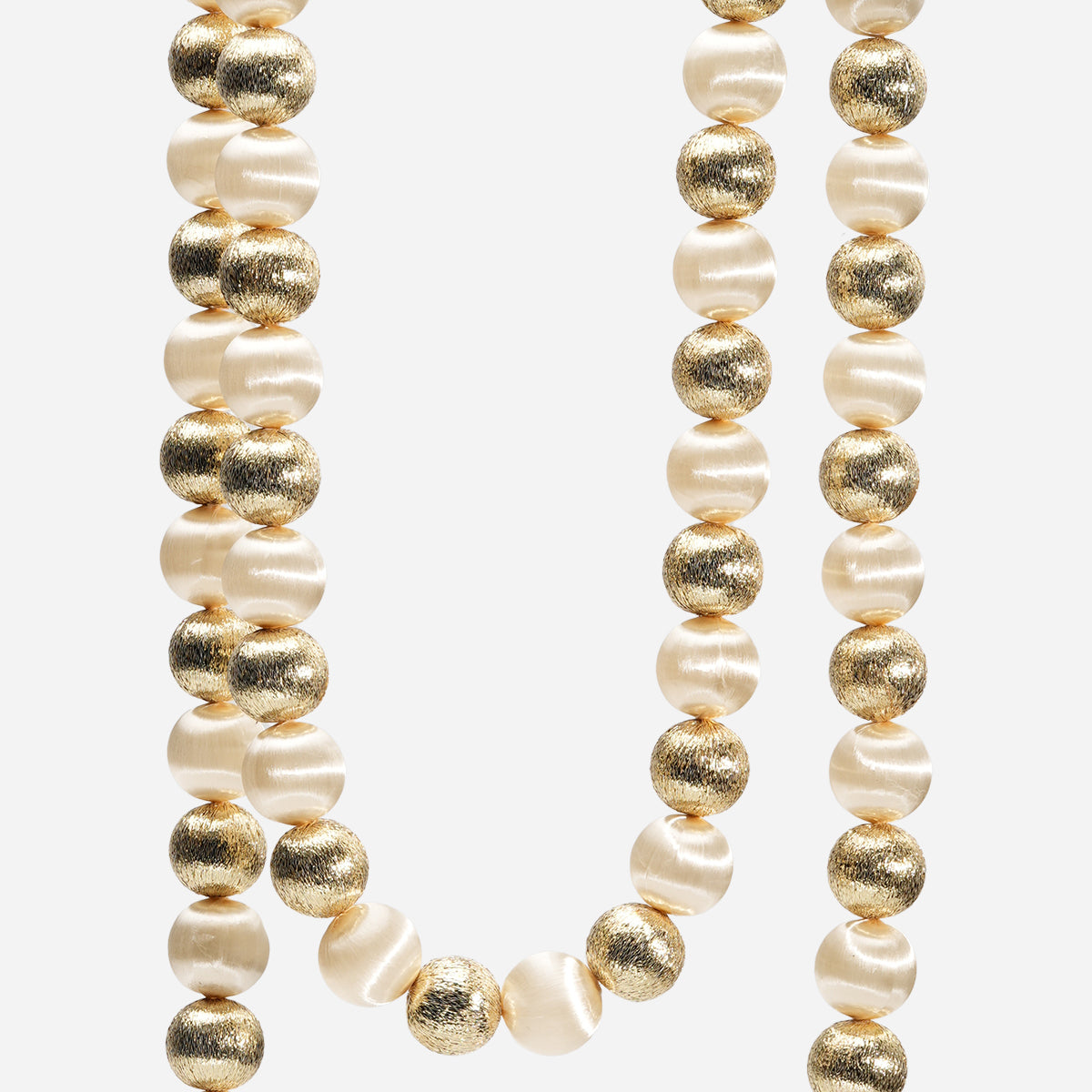 HWP-10439596:BALL_GARLAND_-_2.jpg