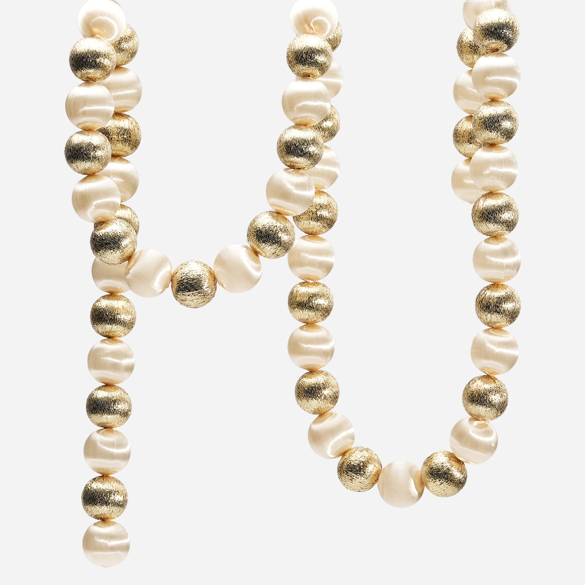 HWP-10439596:BALL_GARLAND_-_3.jpg