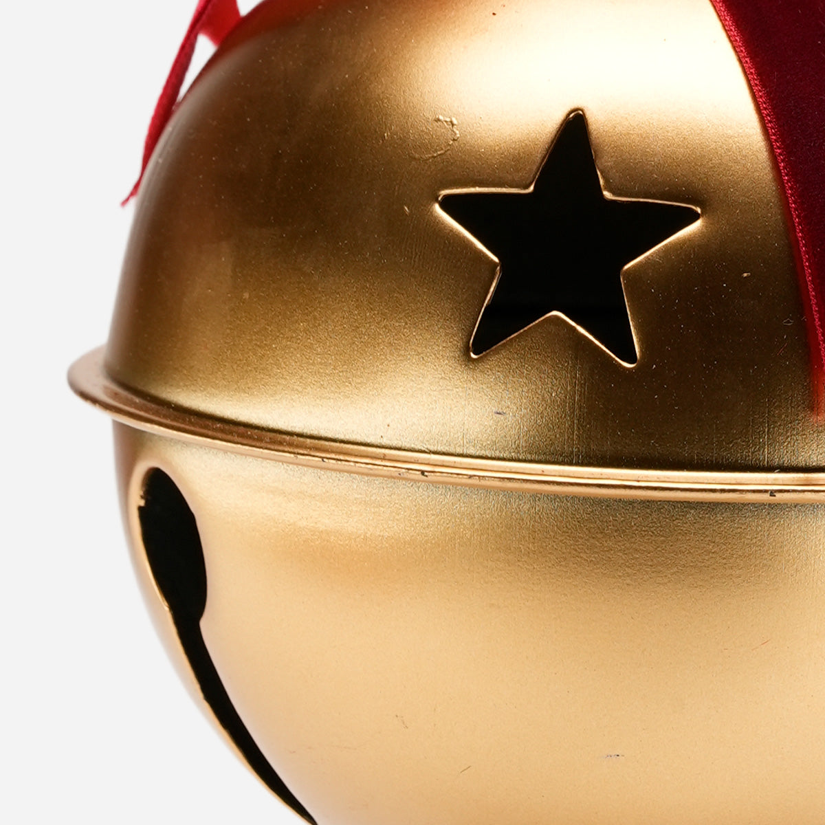 HWP-10439691:Gold_Star_Ball_with_Red_Bow4.jpg
