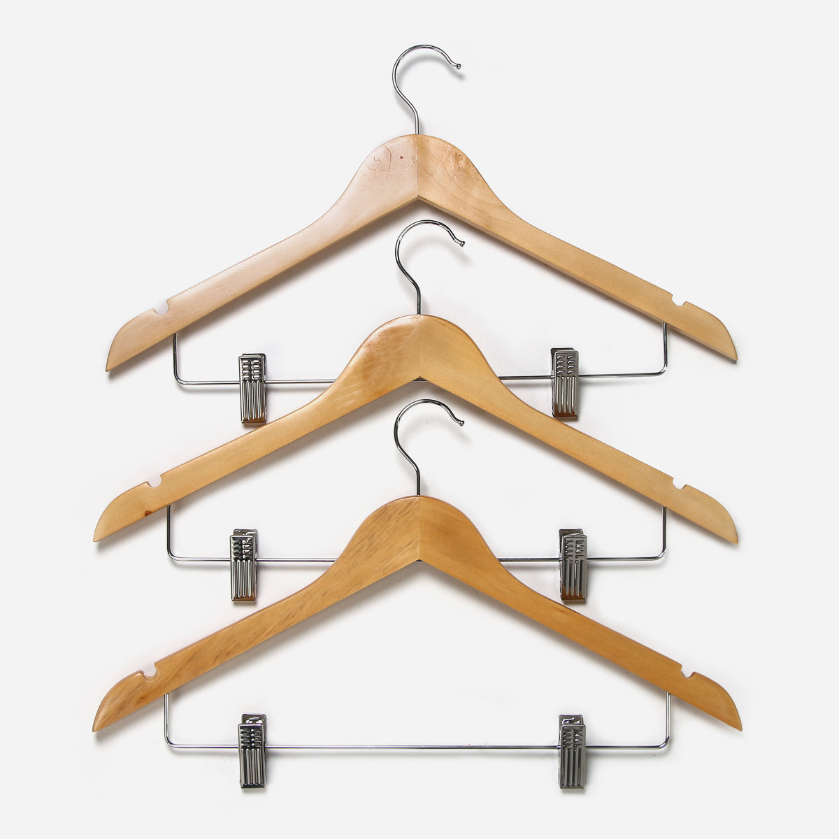 Hosh 3-Pieces Wooden Hanger With Clips EMW2006