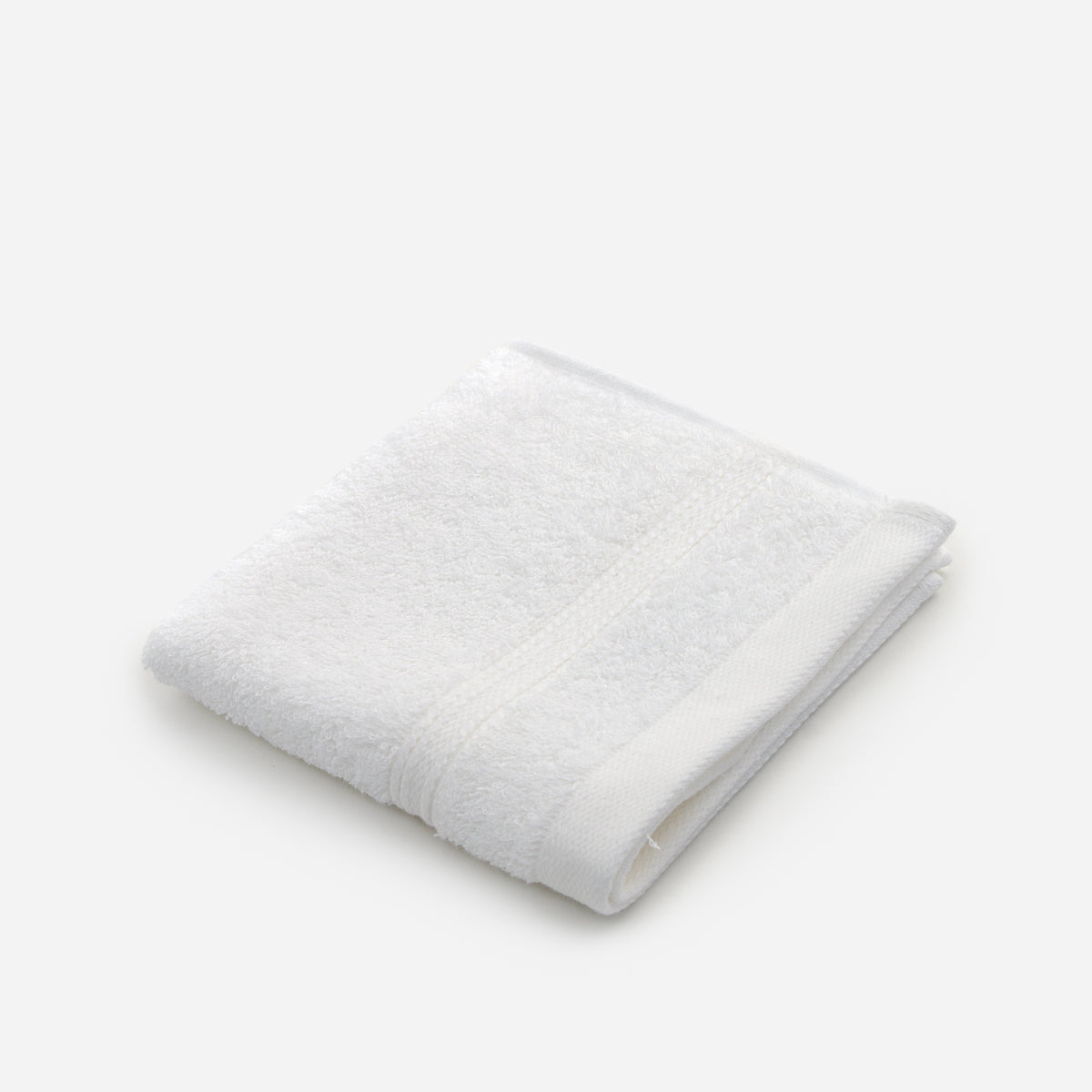 HWP-10429701:HOSH_BAMBOO_FACE_TOWEL_WHITE_-_10429701-1.jpg