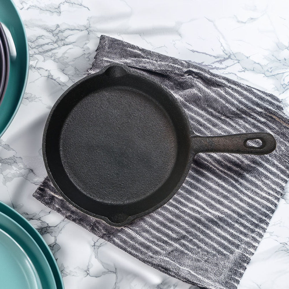 Chef’s Classics Cast Iron Pan 15cm