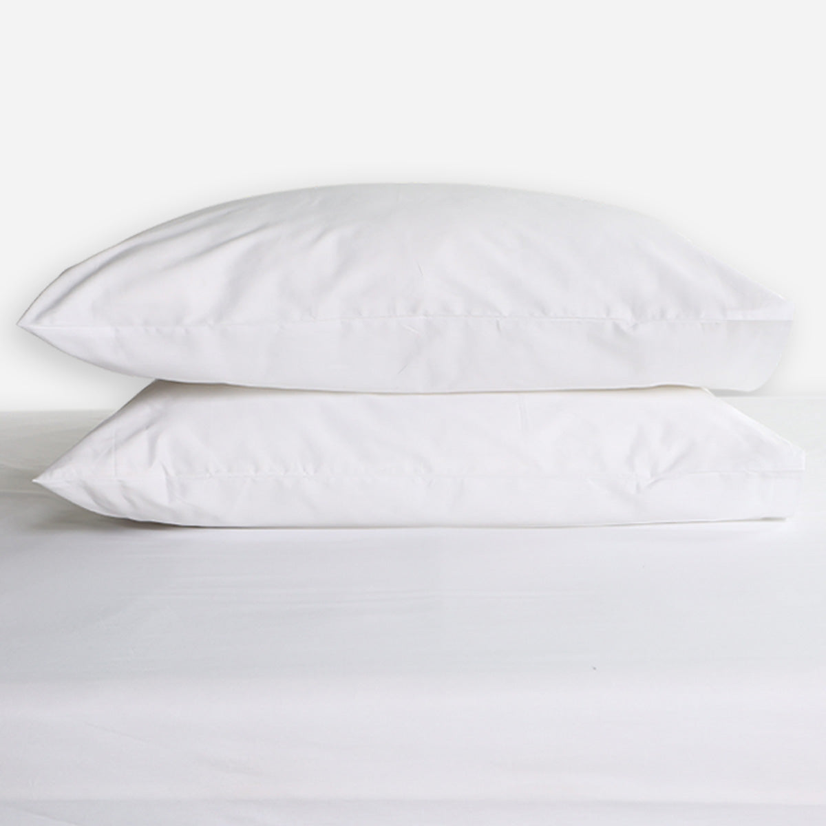 Royal Linens 3-Piece Diamond Collection Bedsheet Set (White) - King