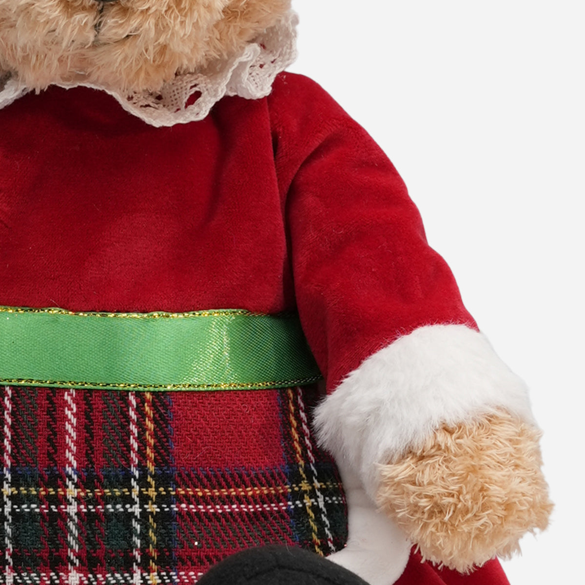 HWP-10439591:SITTING_BEAR_GIRL_-_5.jpg