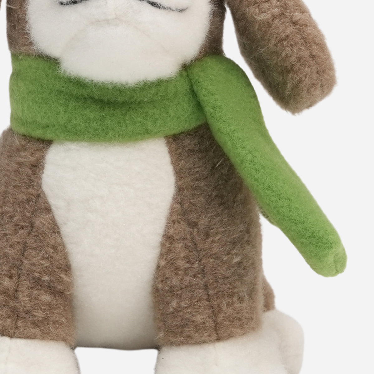 HWP-10439585:SITTING_DOG_GREEN_SCARF_-_5.jpg