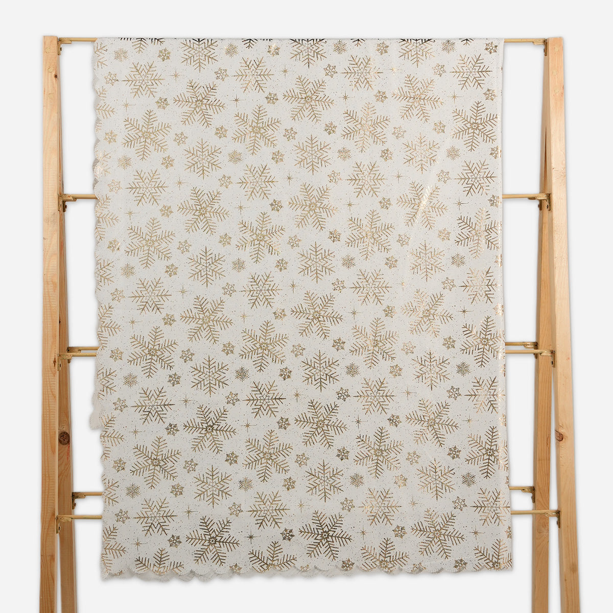HWP-10438167:XMAS_FABRIC_WITH_GOLD_SNOWFLAKES-4.jpg