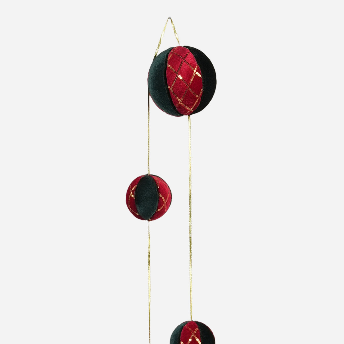 HWP-10439437:ball_garland_red_green_-_4.jpg