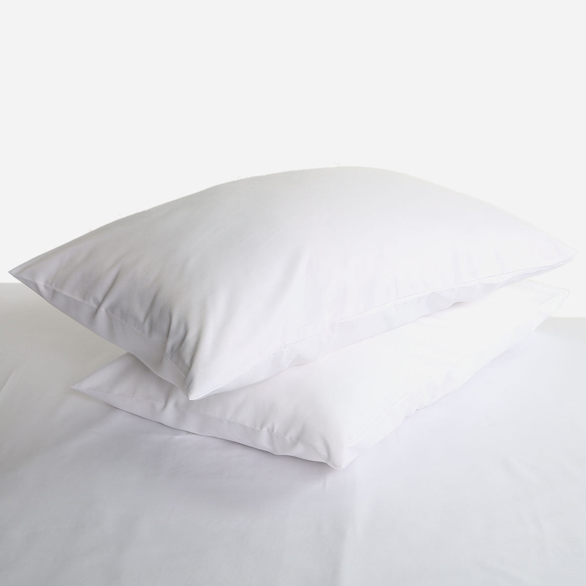Royal Linen Silk Alternate Collection Pillowcase (White) - Queen
