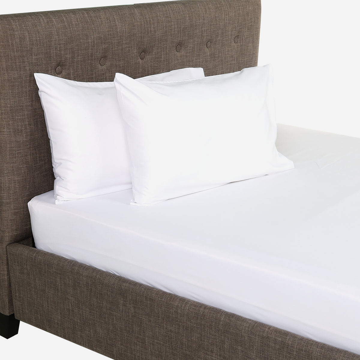 Royal Linens 3-Piece Alternative Silk Bedsheet Set (True White) - Full
