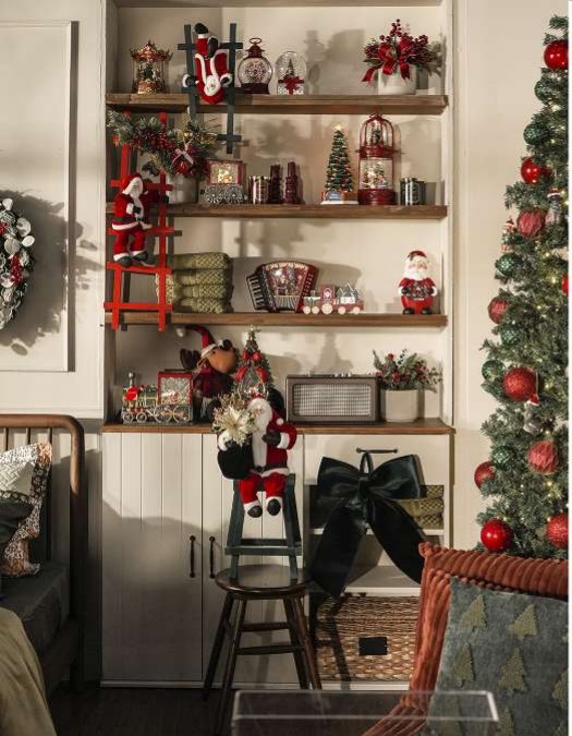 Christmas Catalog page 32